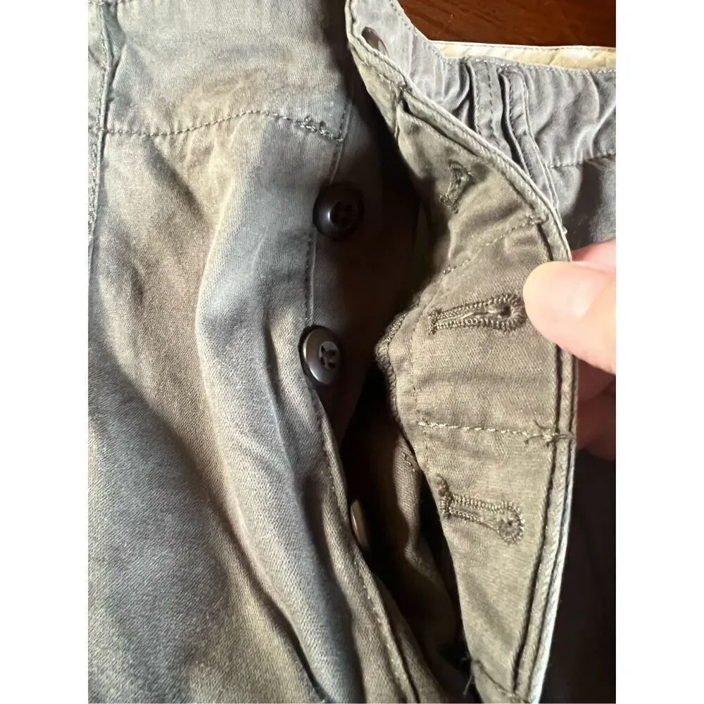 GAP men’s button
